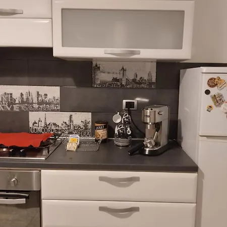 Anna's Little House Apartment Bari