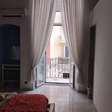 Anna's Little House Apartment Bari
