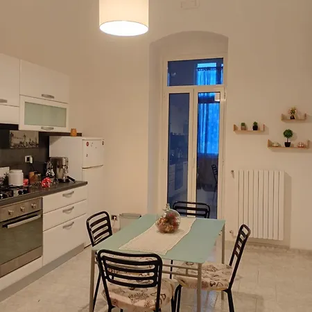 Anna's Little House Апартаменты