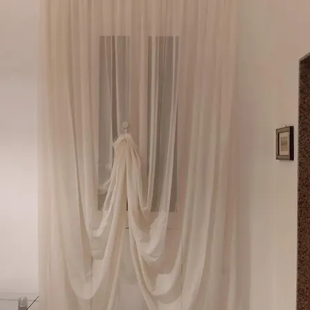 Anna's Little House Апартаменты Бари