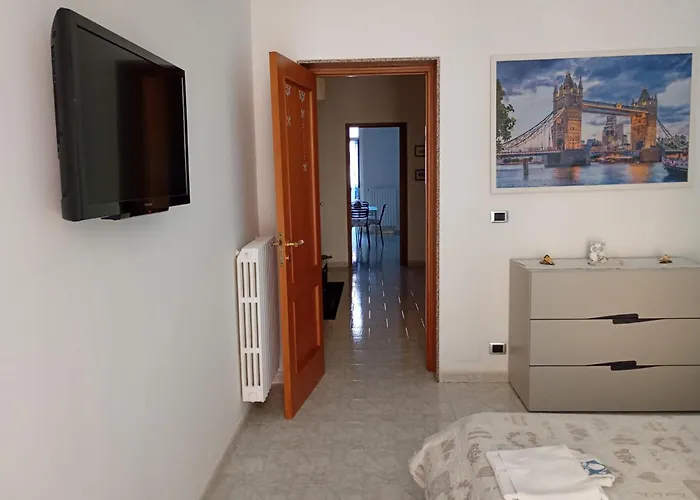 Anna's Little House * Bari